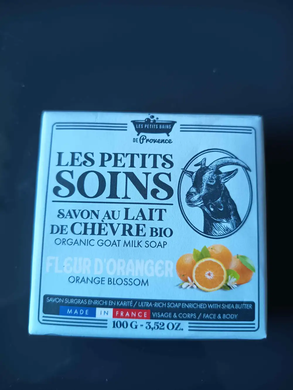 LES PETITS BAINS DE PROVENCE - Fleur d'oranger - Savon au lait de chèvre bio