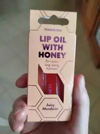 THEBAEUTYDEPT. - Lip oil with honey