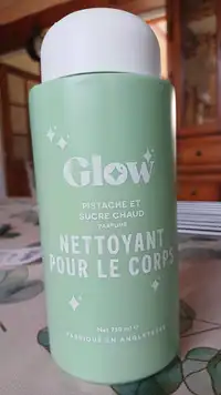 GLOW - Nettoyant pour le corps pistache et sucre chaud