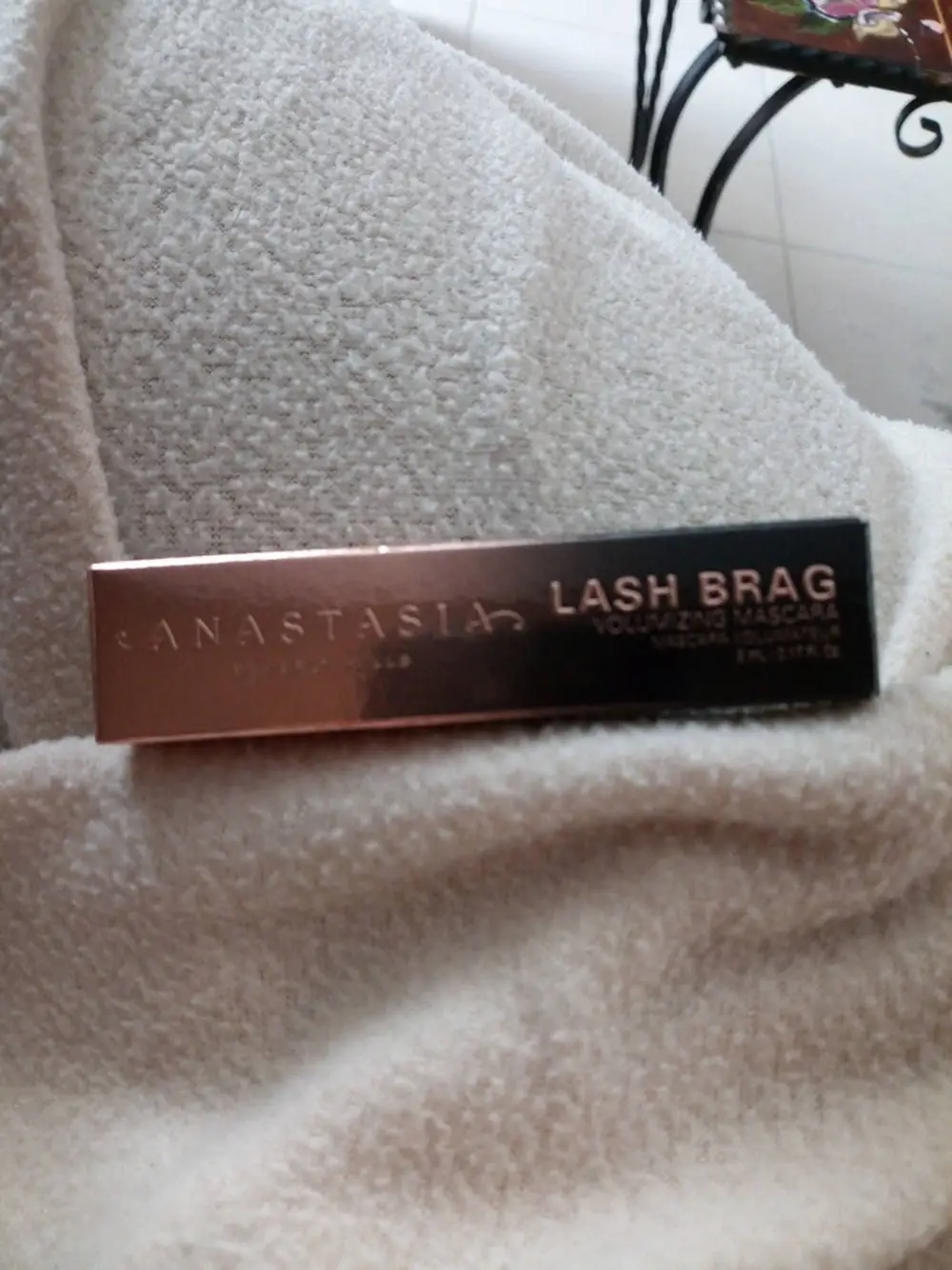 ANASTASIA - Lash brag - Volumizing mascar
