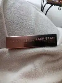 ANASTASIA - Lash brag - Volumizing mascar