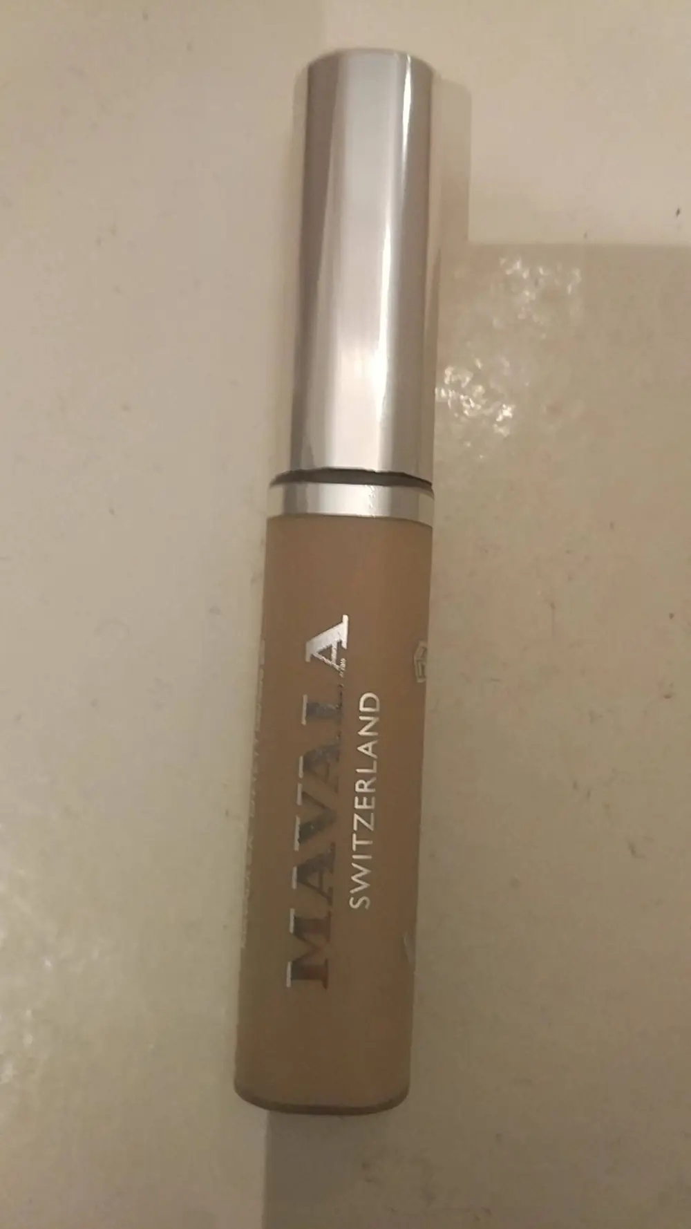 MAVALA - Water resistant concealer