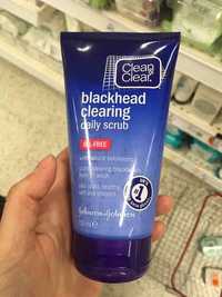 JOHNSON & JOHNSON - Clean & clear - Blackhead clearing daily scrub