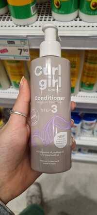 CURL GIRL - Nordic conditioner moisture treatment step 3