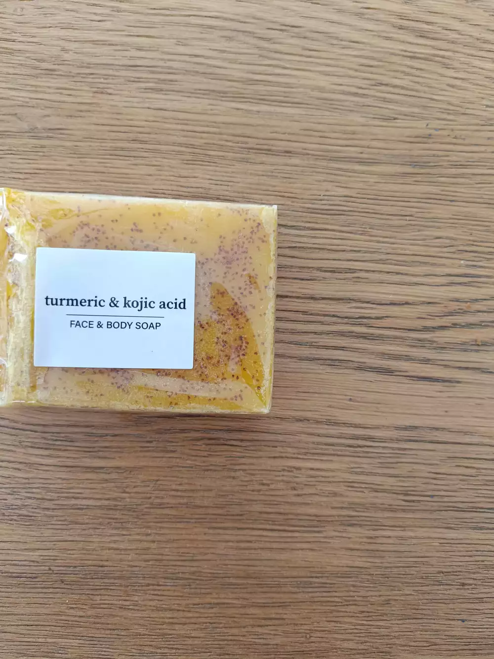 GUANGZHOU MIAOTONG - Turmeric & kojic acid - Face & body soap