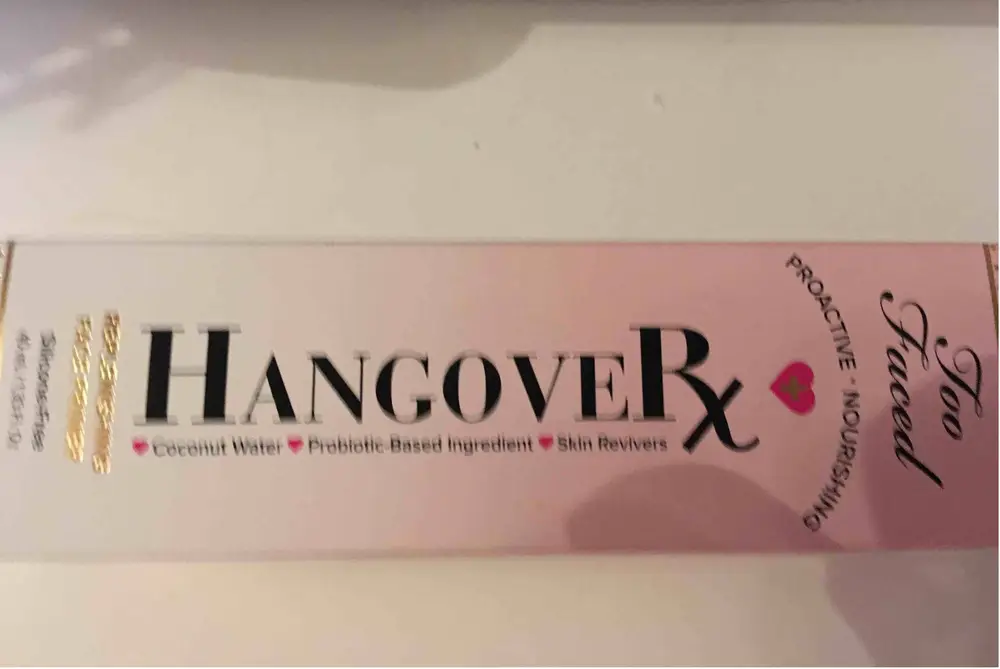 TOO FACED - Hangover - Replenishing face primer