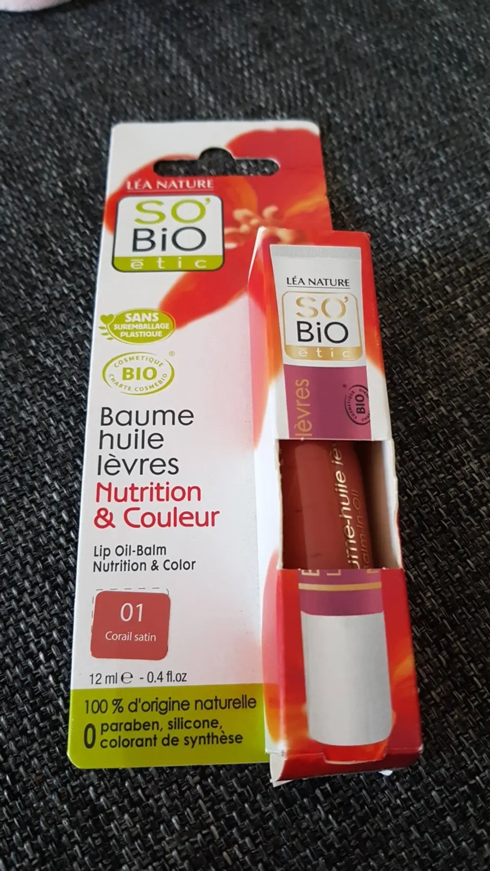 SO'BIO ÉTIC - Baume huile lèvres - Nutrition & Couleur 01 Corail satin