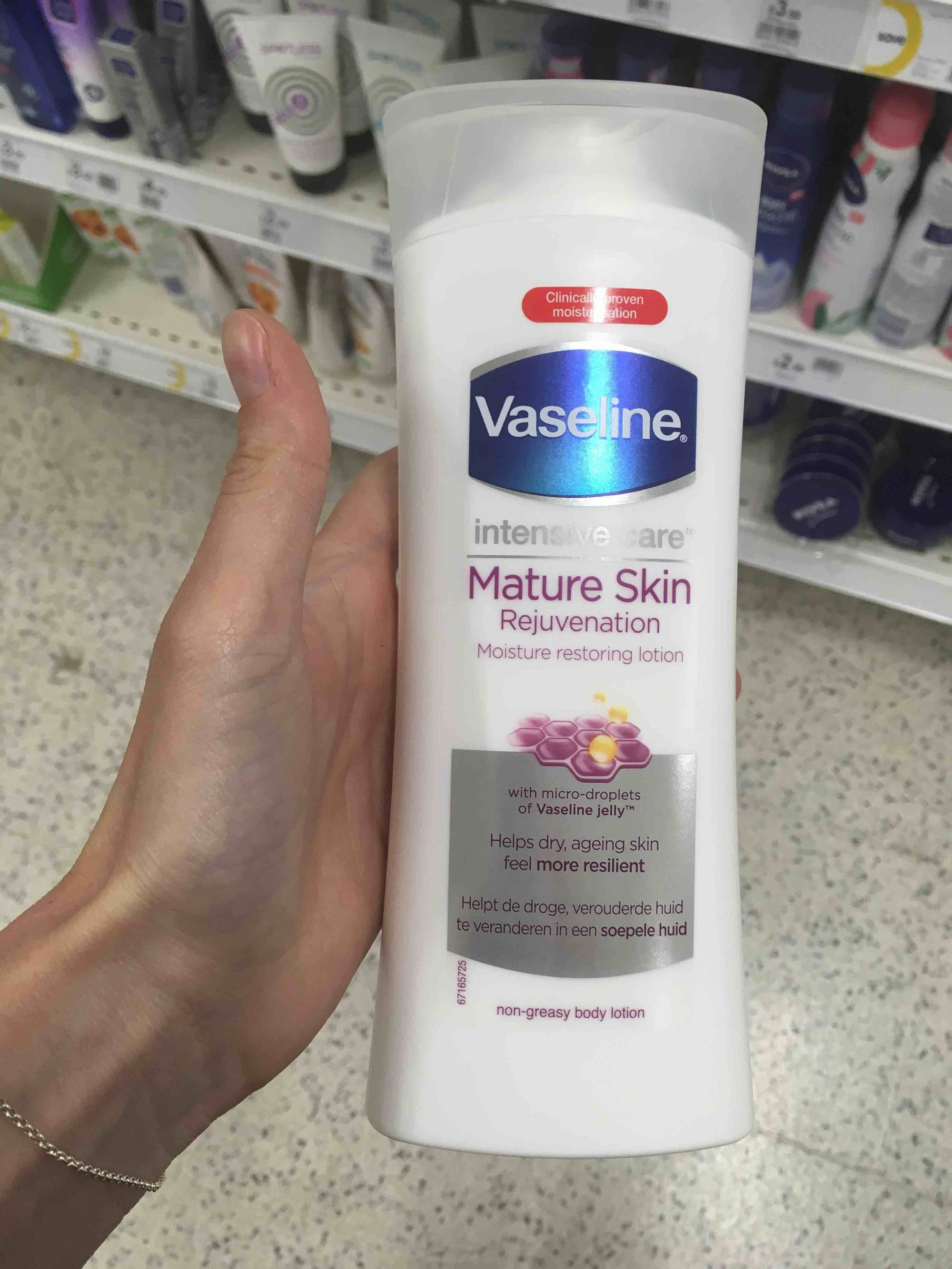 VASELINE - Intensive care - Mature skin rejuvenation lotion