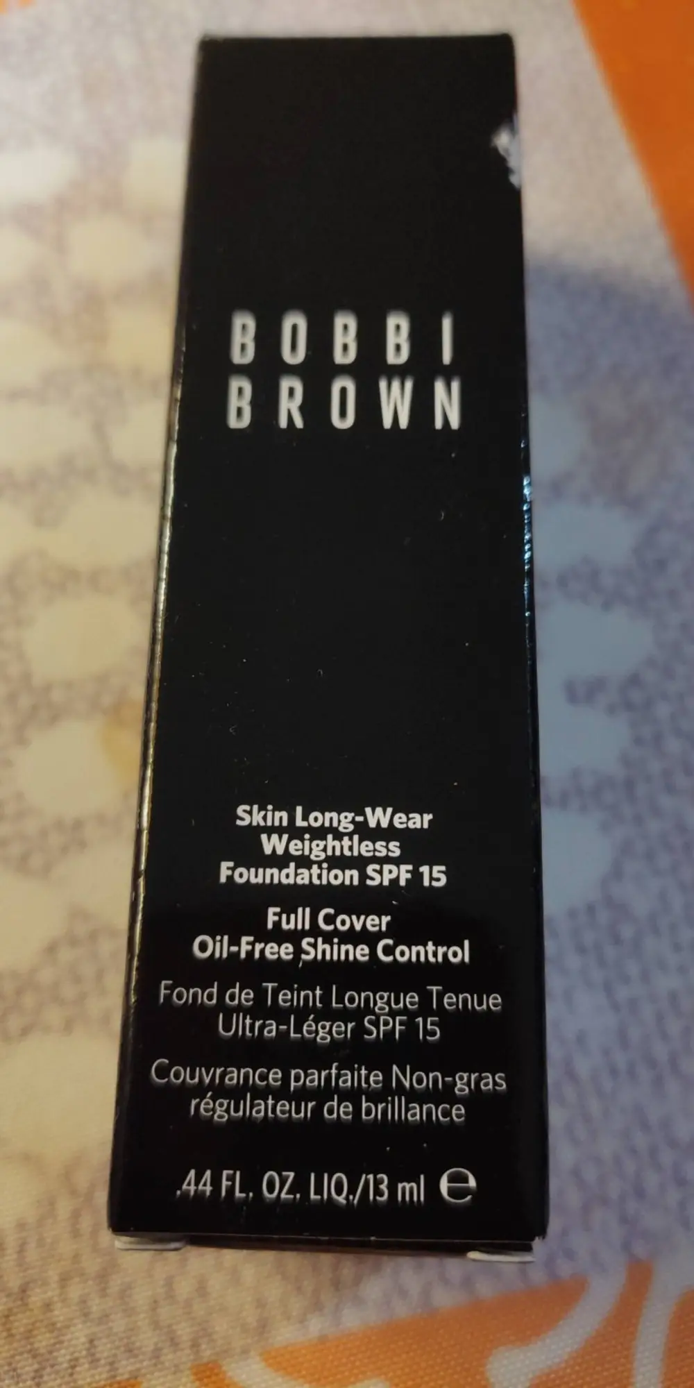 BOBBI BROWN - Fond de teint longue tenue ultra-léger SPF 15