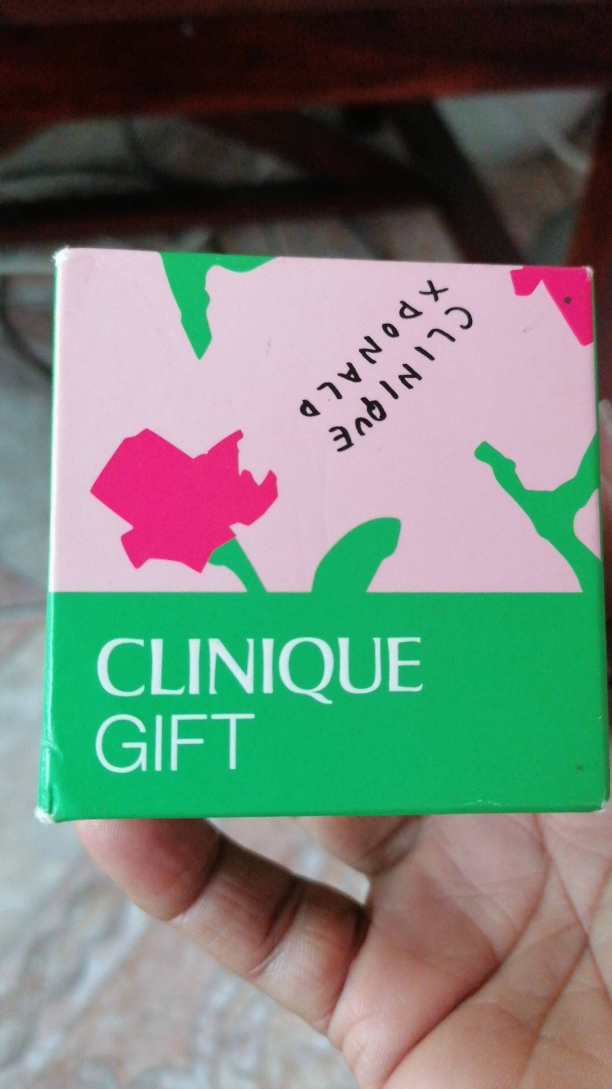 CLINIQUE GIFT - Soin auto-réhydratant 100h