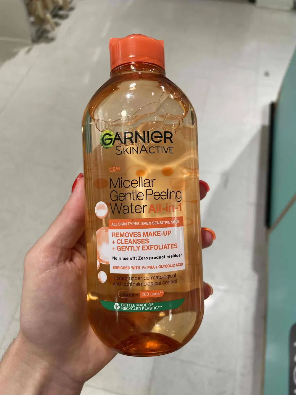 GARNIER - SkinActive - Micellar gentle peeling water all-in-1