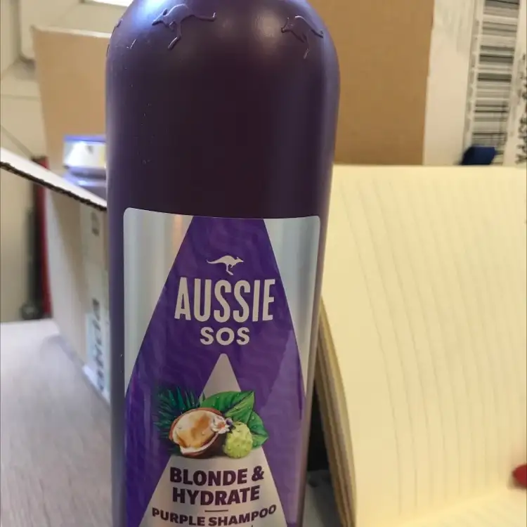 AUSSIE - SOS blonde & hydrate - Purple shampoo