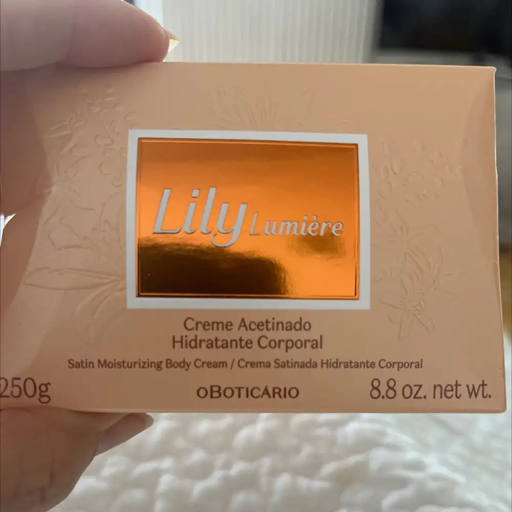 O BOTICARIO - Lily lumière - Satin moisturizing body cream