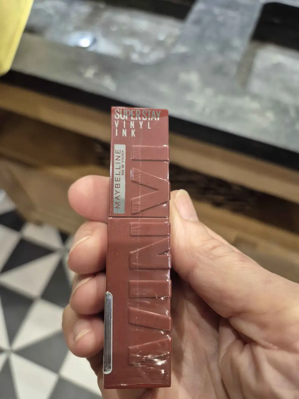 MAYBELLINE - Superstay vinyl ink 