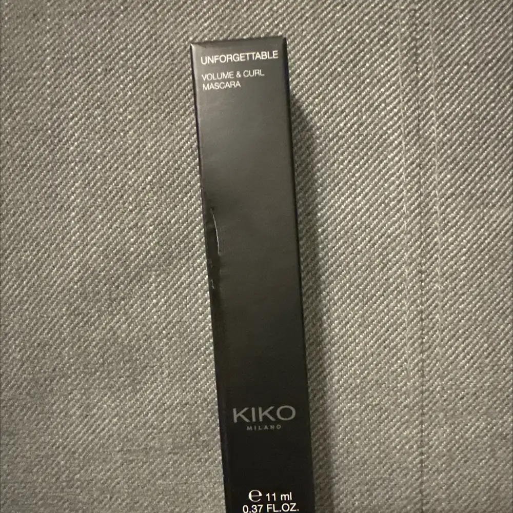 KIKO - Unforgettable - Volume & curl mascara