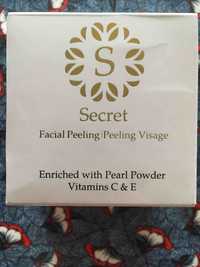 SECRET - Peeling visage