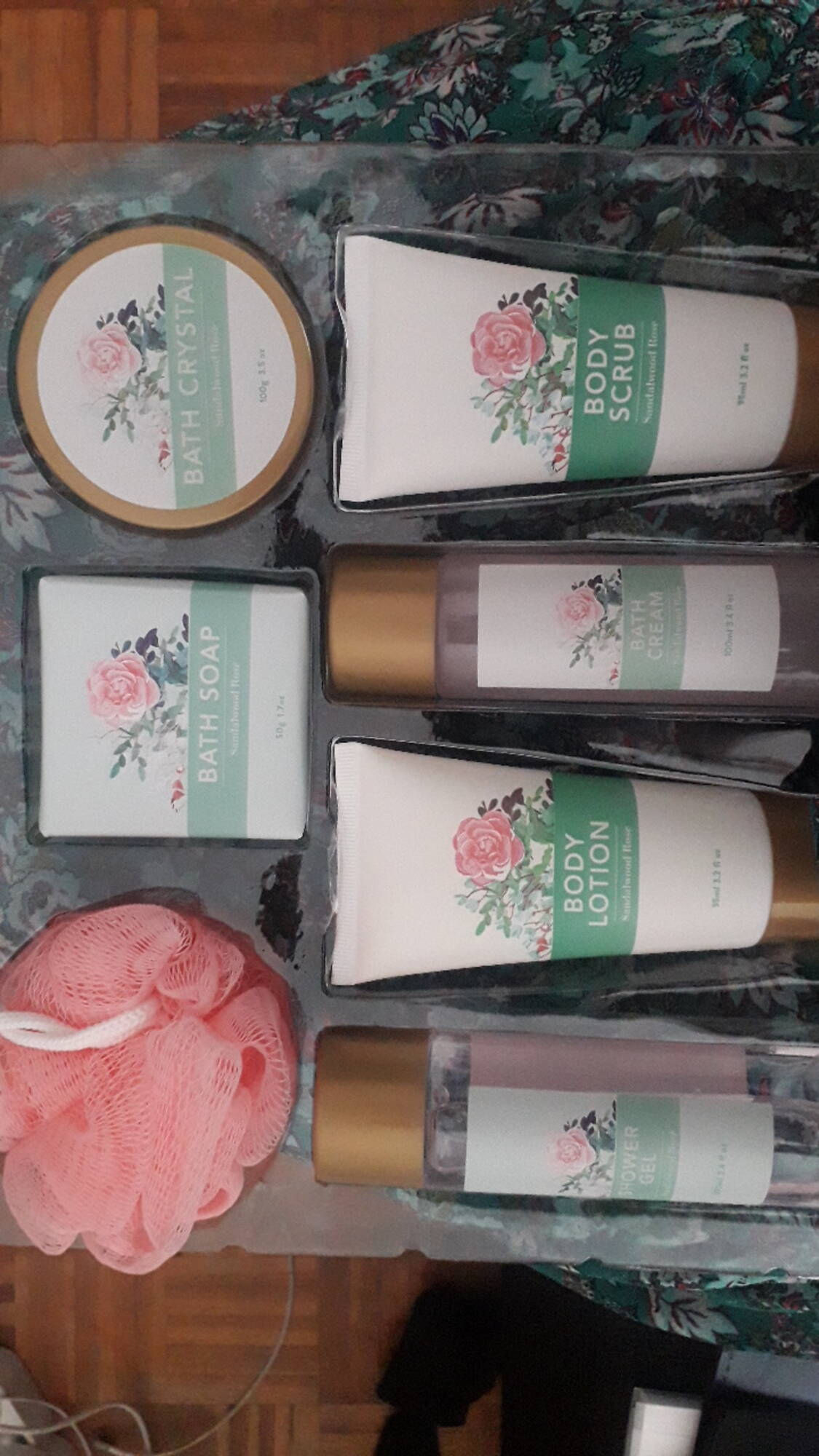 SANDAL WOOD ROSE - Body Care Collection