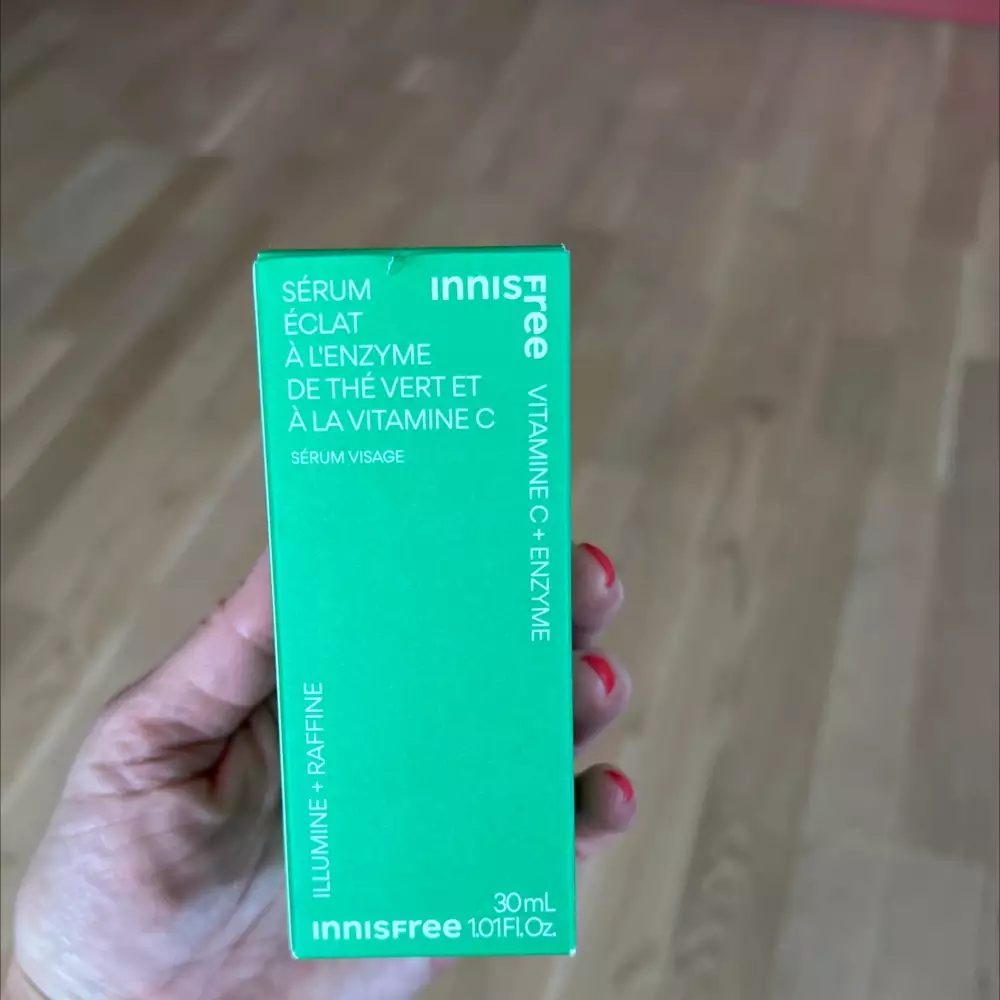 INNISFREE - Sérum éclat à l’enzyme de thé vert et à la vitamine C