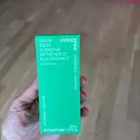 INNISFREE - Sérum éclat à l’enzyme de thé vert et à la vitamine C