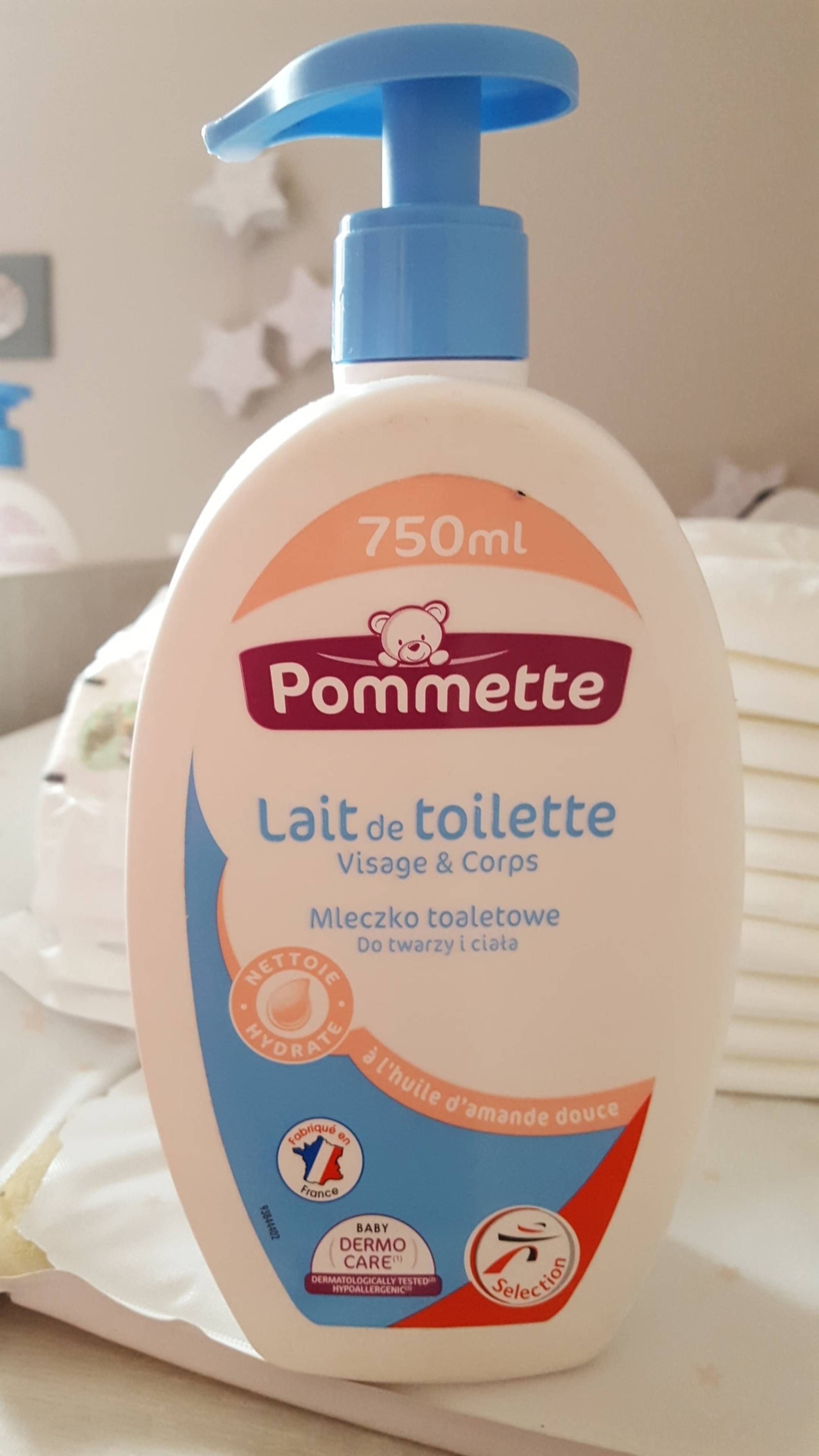 Biolane - Lait de Toilette Douceur - Nettoyant pour le visage, le corps et  le siège des bébés - pompe 750 ml