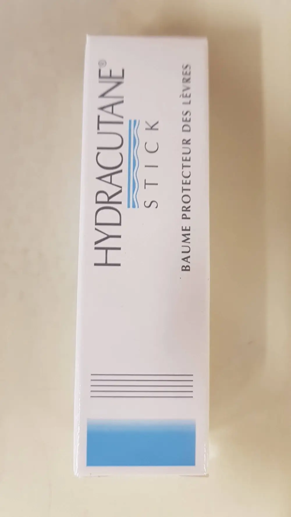 LABORATOIRE ROCHE - Hydracutane Stick - Baume protecteur des lèvres