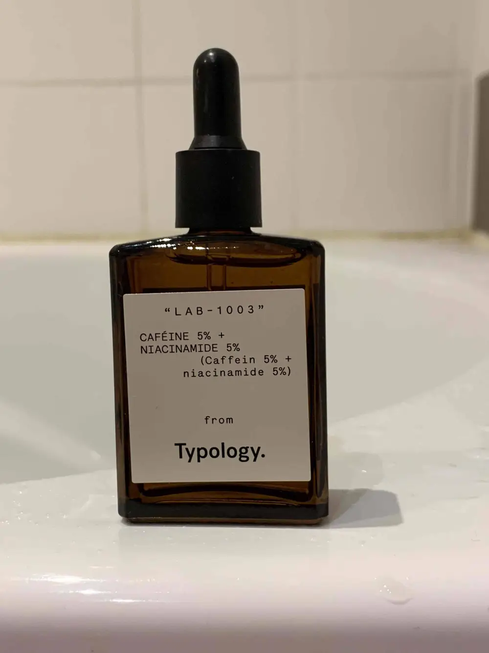 TYPOLOGY - Lab 1003 - Caféine 5% + Niacinamide 5%