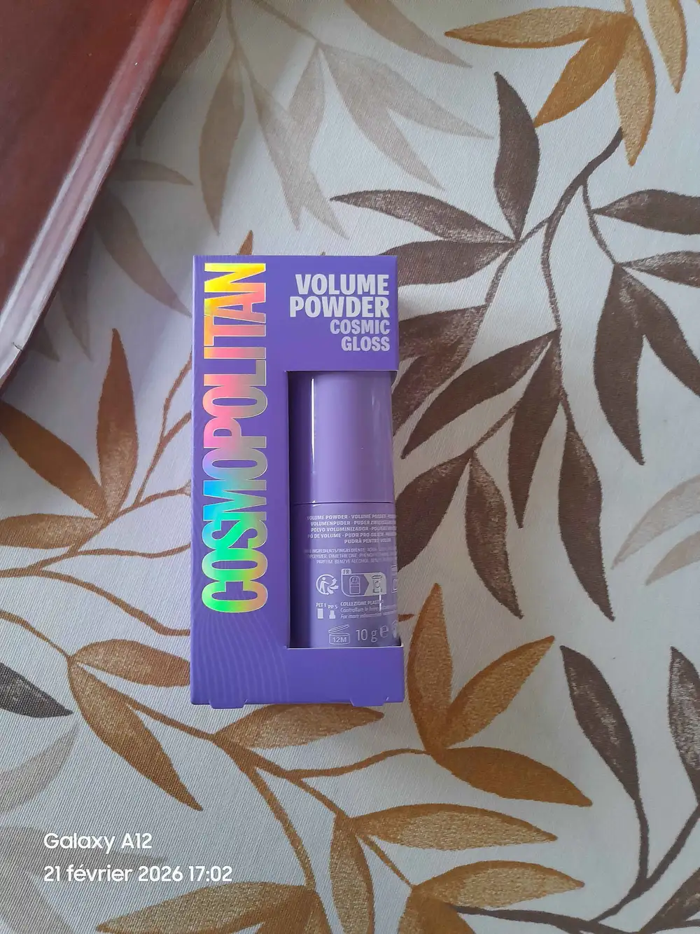 COSMOPOLITAN - Volume powder cosmic gloss