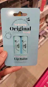 FAVOURITE SCENTS OF NATURE - Hydrating original - Lip balm fresh scent