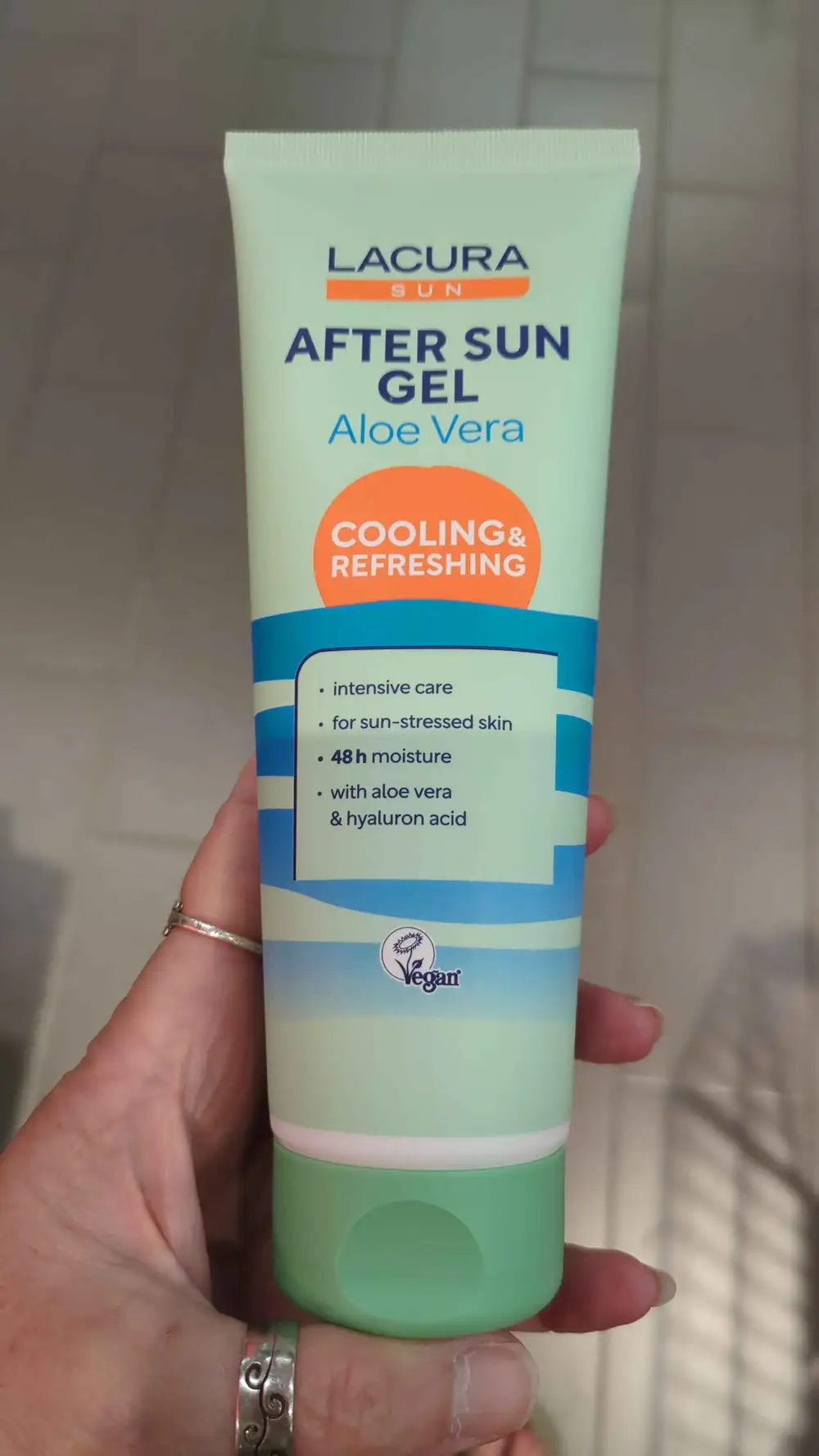 LACURA SUN - Cooling & refreshing - After sun gel aloe vera