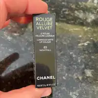 CHANEL - Rouge allure velvet - Le rouge velours lumineux 63 nightfall
