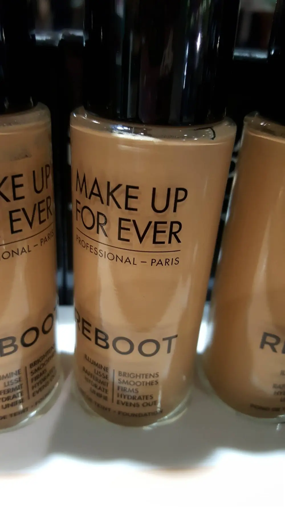 MAKE UP FOR EVER - Reboot - Fond de teint