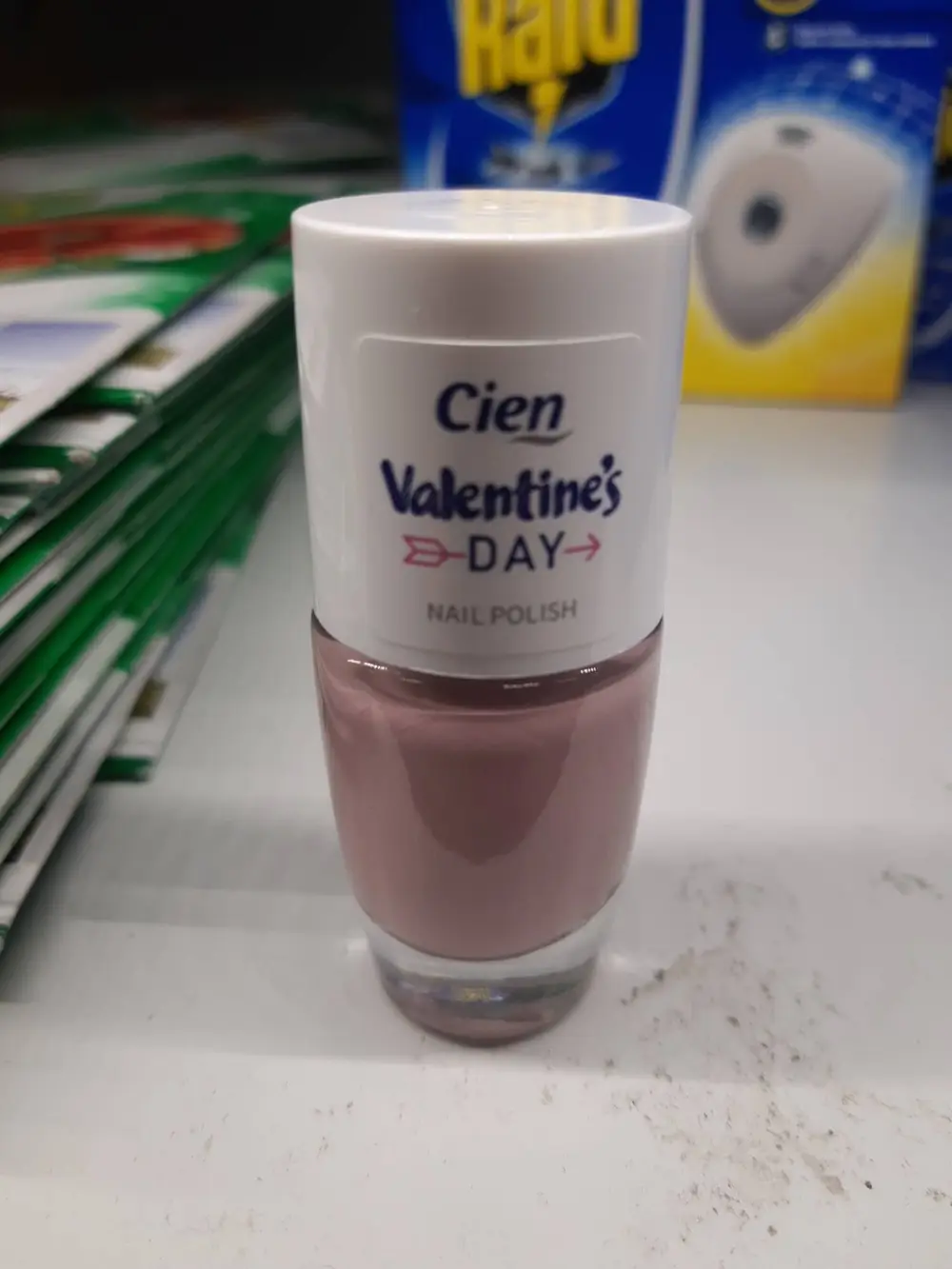 CIEN - Valentine's day - Nail polish