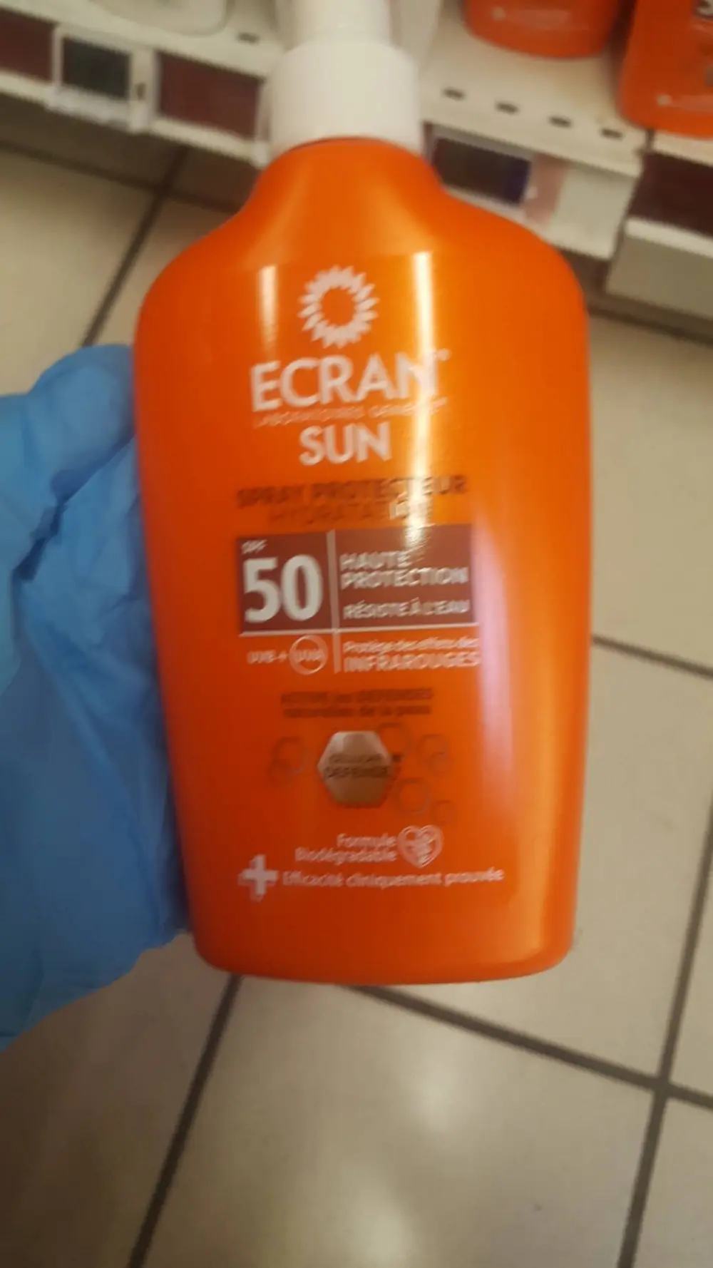 ECRAN LABORATOIRES GENESSE - Ecran sun - Spray protecteur spf 50