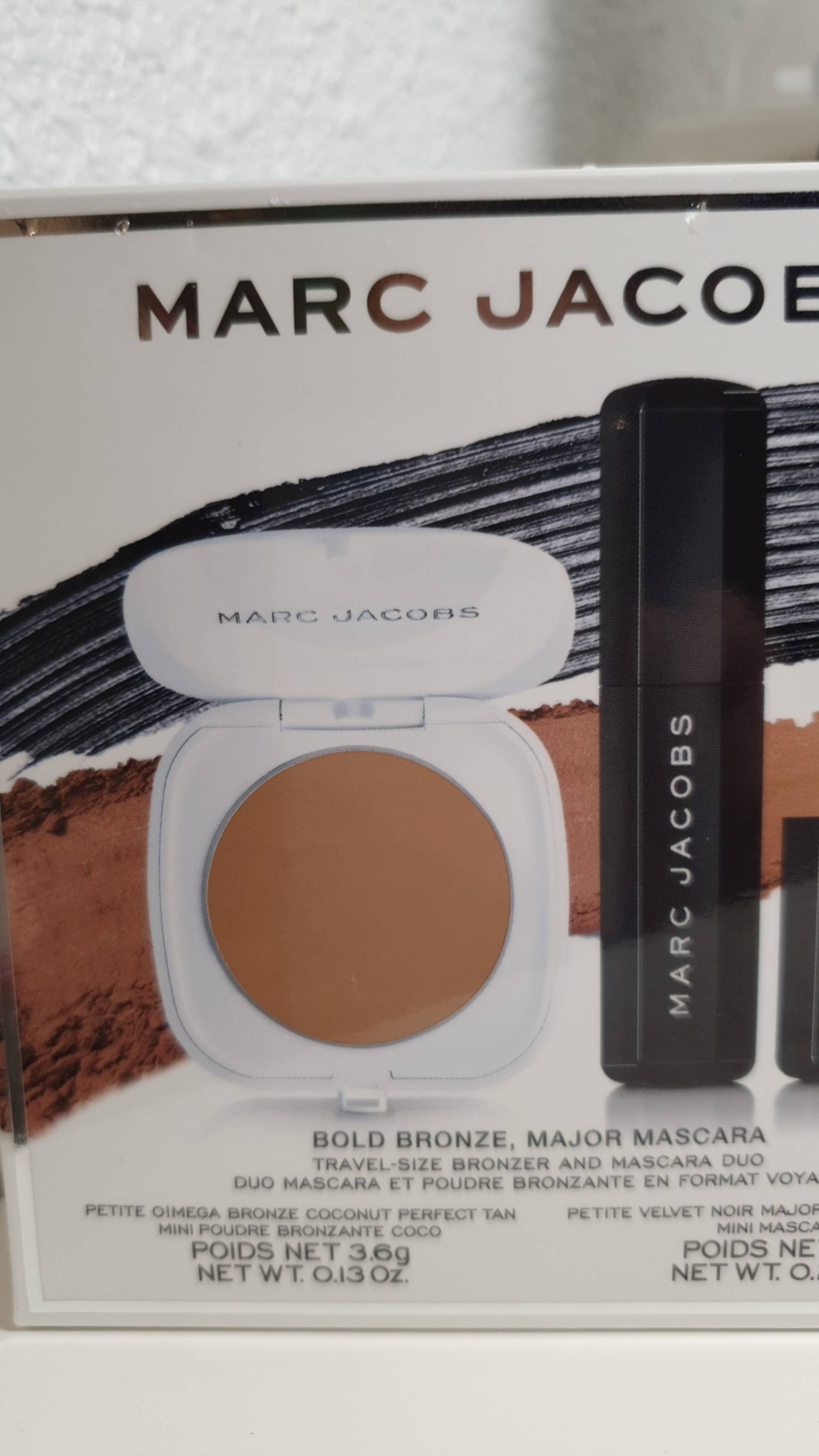 MARC JACOBS - Duo mascara et poudre bronzante en format voyage