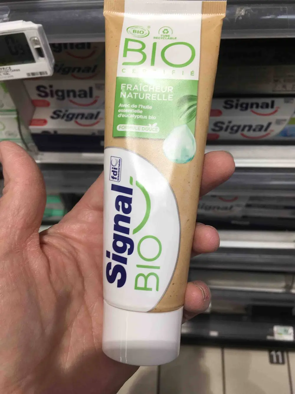 SIGNAL - Fraîcheur naturelle avec huile essentielle d'eucalyptus bio - Dentifrice