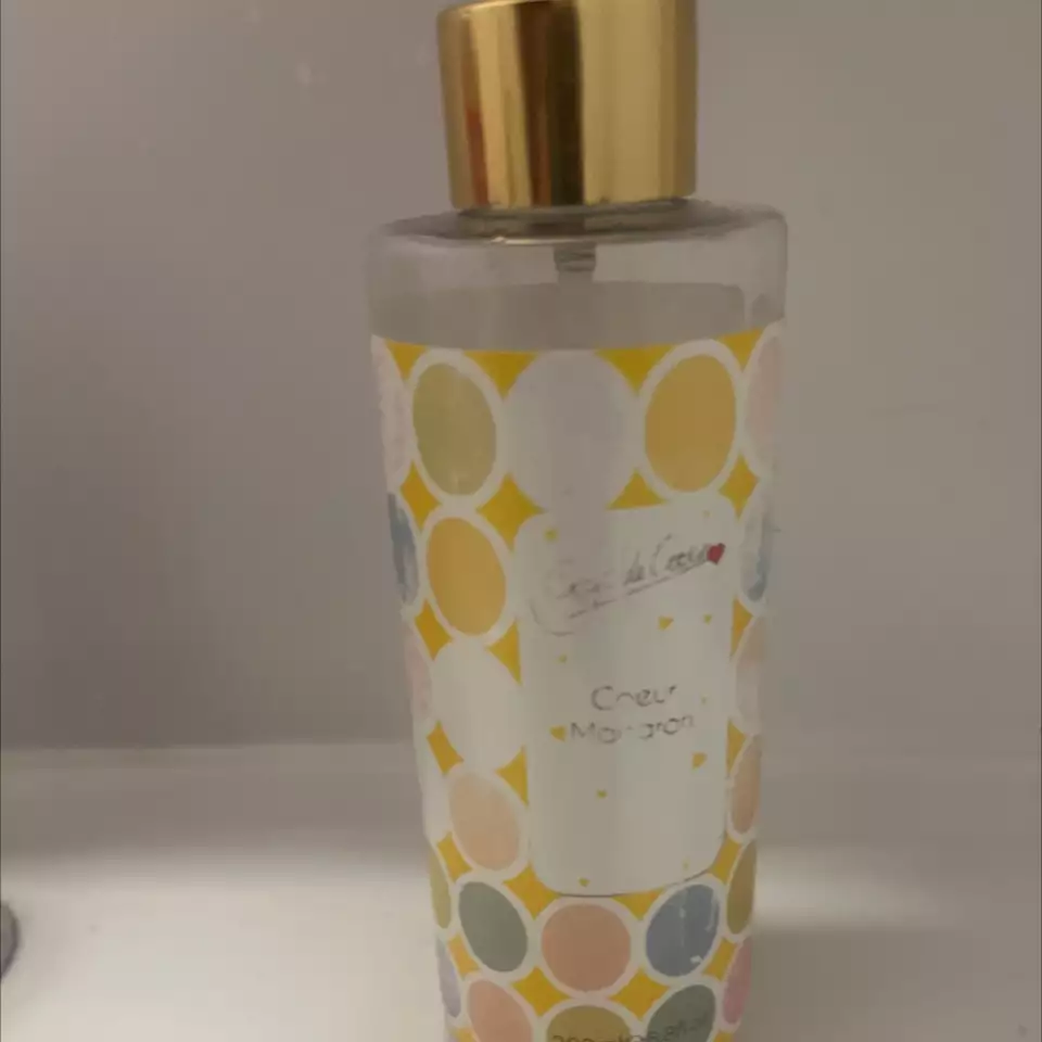 COUP DE COEUR - Cœur macaron - Brume parfumée