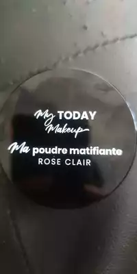 M'Y TODAY MAKEUP - Ma poudre matifiante rose claire
