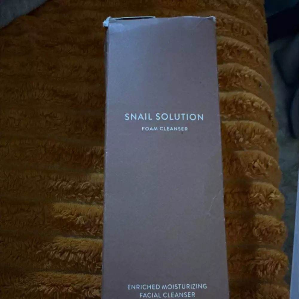 NATURE REPUBLIC - Snail solution - Foam cleanser