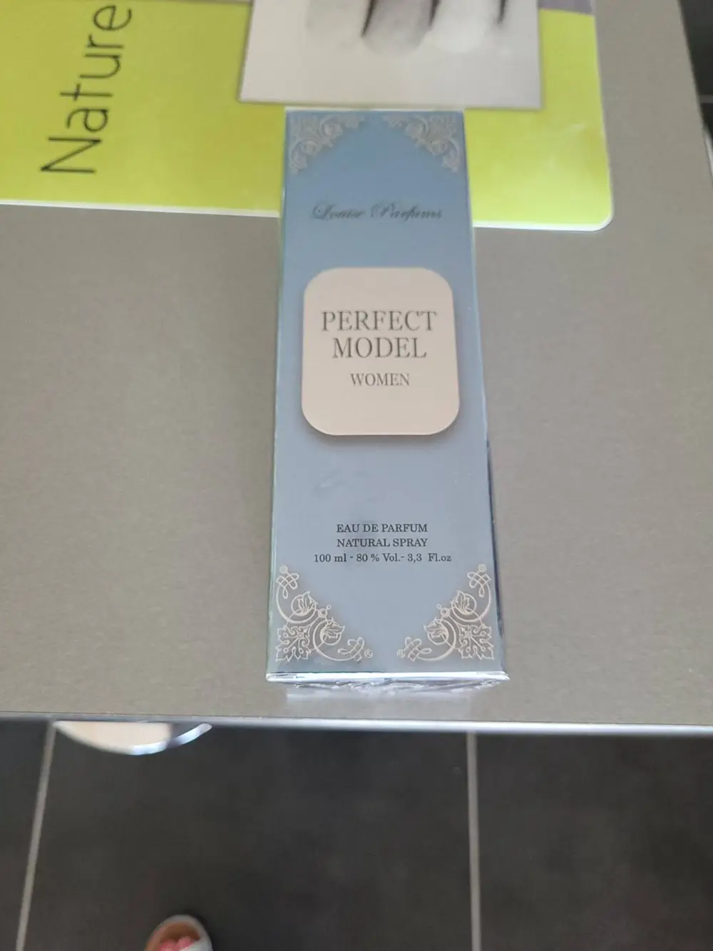 LOUISE PARFUM - Perfect model women