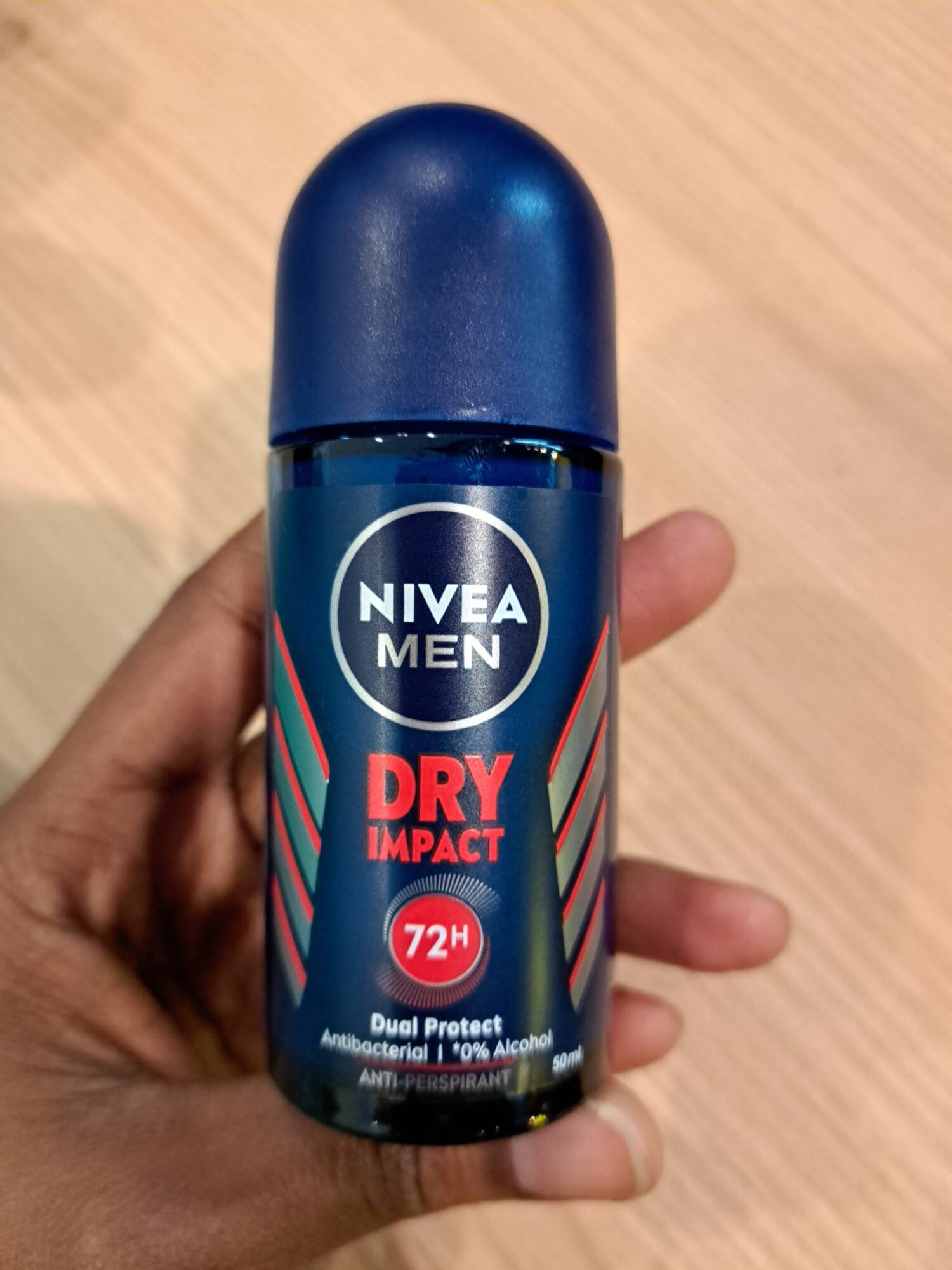 NIVEA MEN - Dry impact