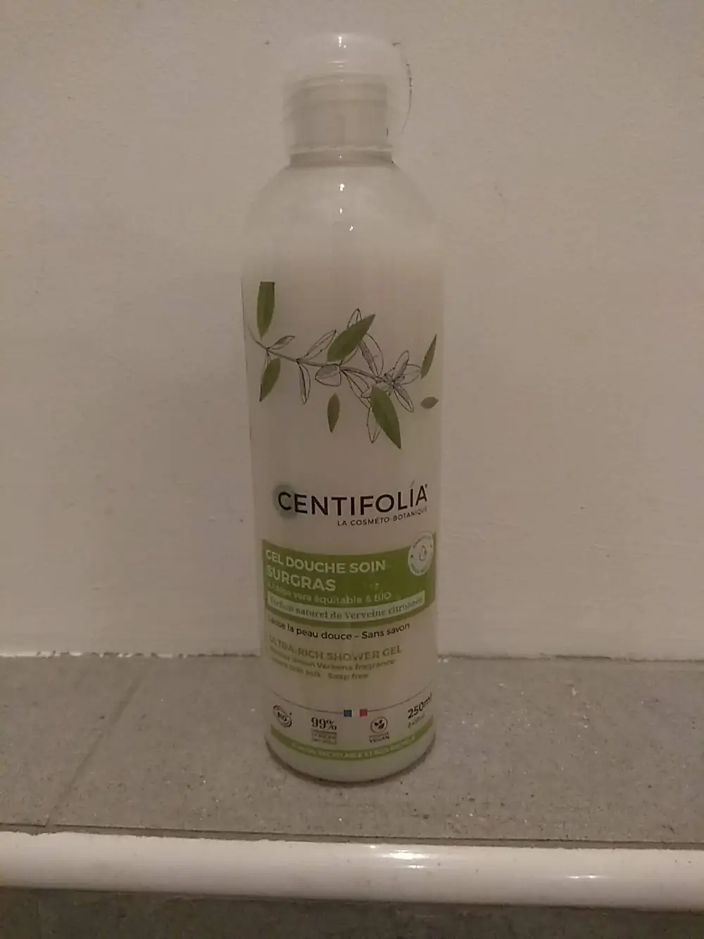 CENTIFOLIA - Soin surgras - Gel douche