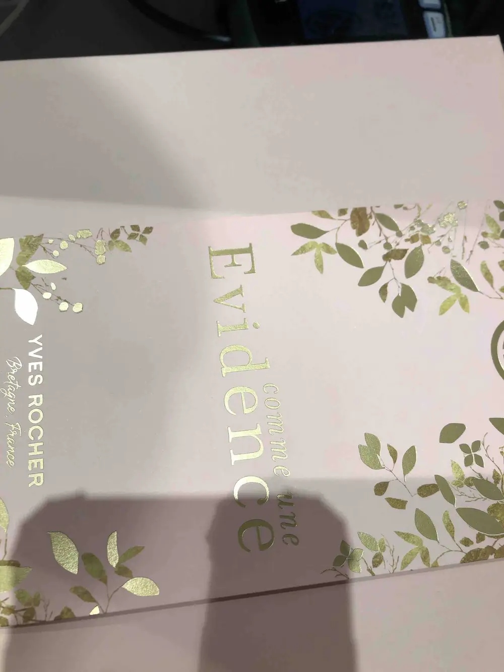 YVES ROCHER - Comme une évidence - L'harmonie d'un parfum pur et essentiel