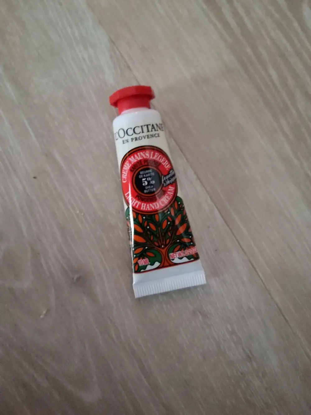L'OCCITANE - Crème mains légère karité poudré