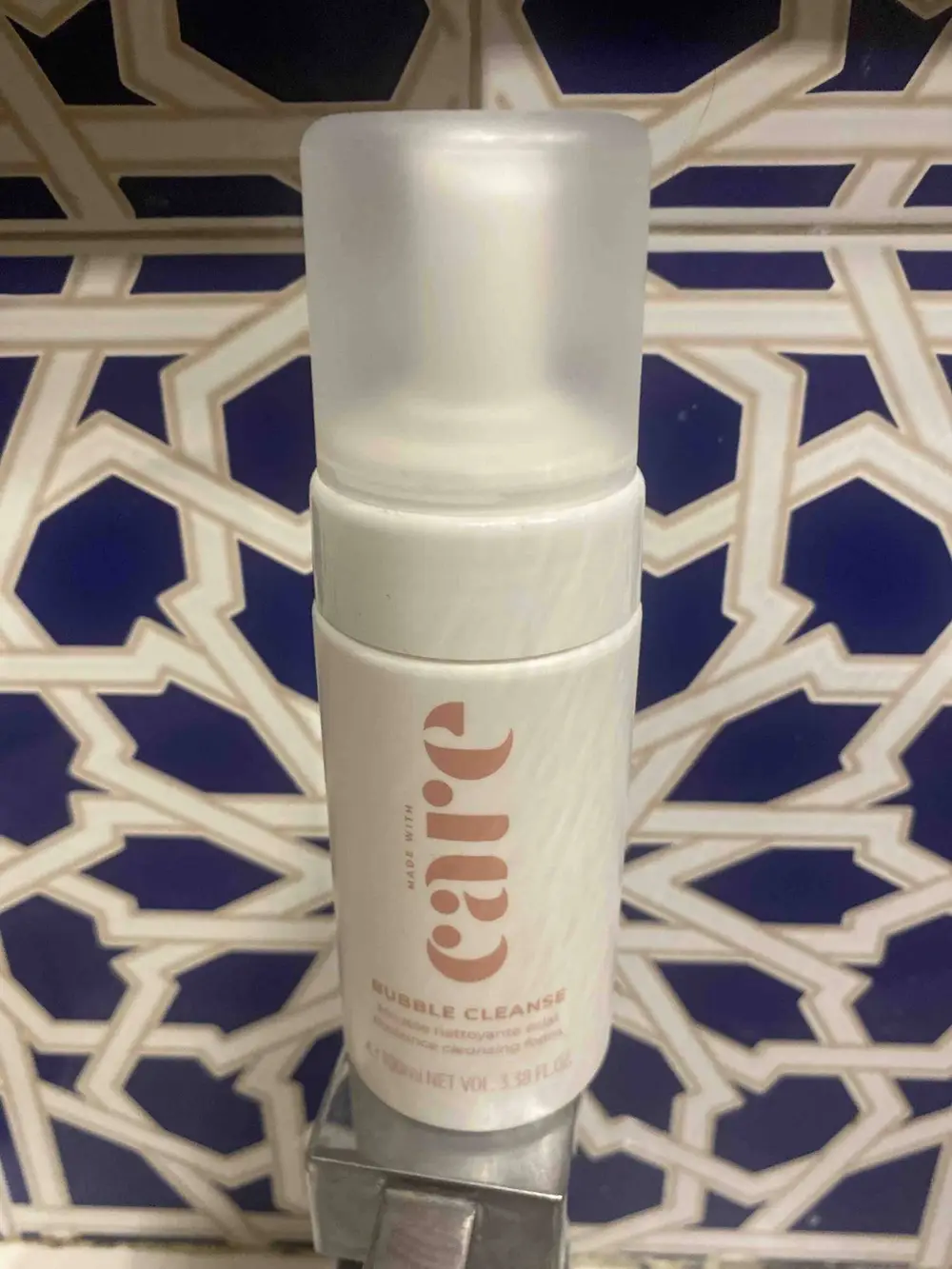 CARE - Mousse nettoyante éclat