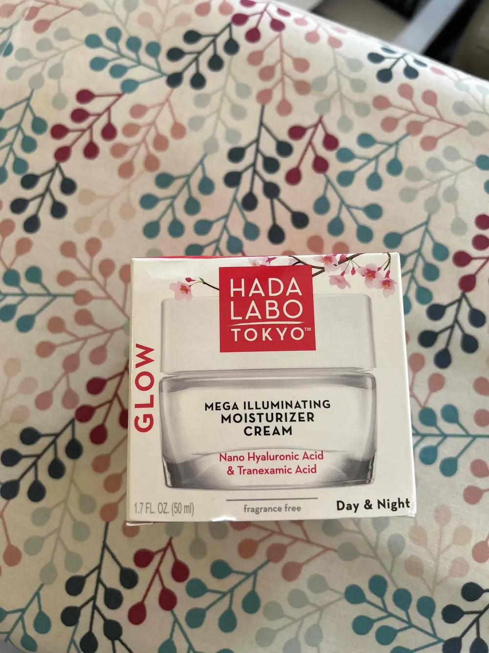 HADA LABO TOKYO - Mega illuminating moisturizer cream