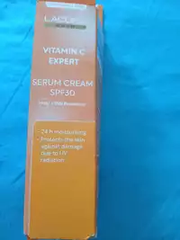 LACURA - Vitamin C expert - Serum cream SPF 30