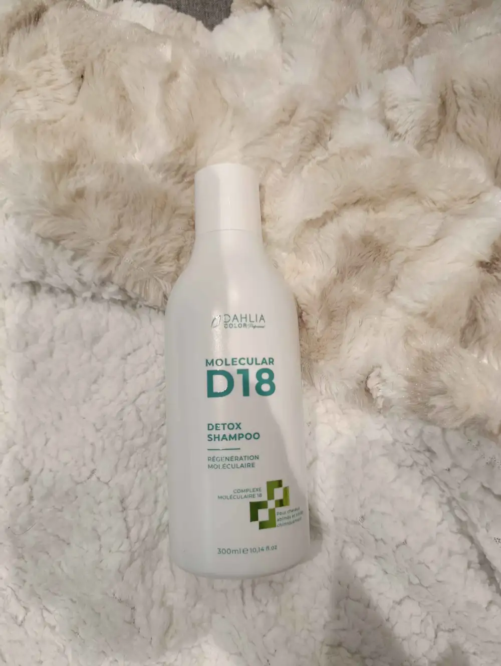 DAHLIA - Molecular D18 - Detox shampoo