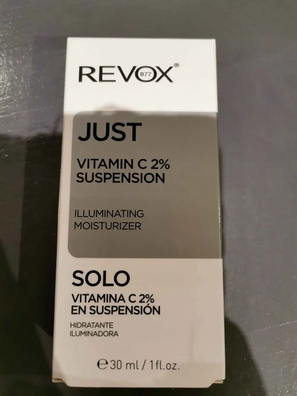 REVOX - Just vitamin C 2% suspension - Illuminating moisturizer