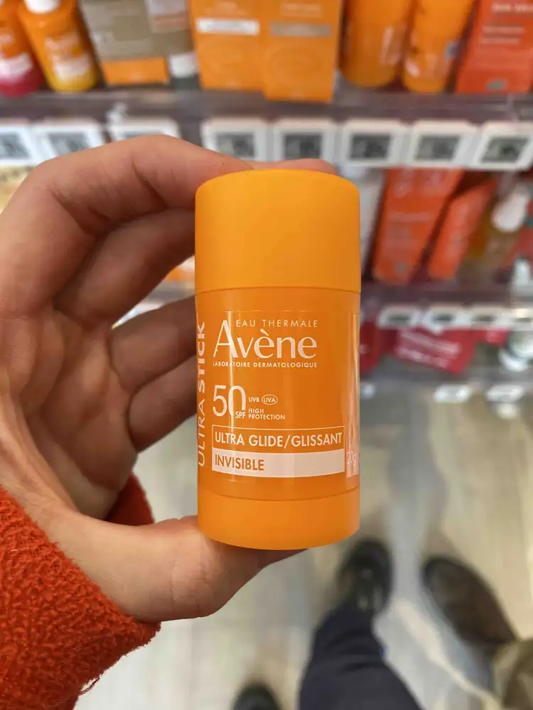 EAU THERMALE AVÈNE - Ultra stick SPF50