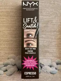 NYX - Lift & snatch! - Feutre pour sourcils 
